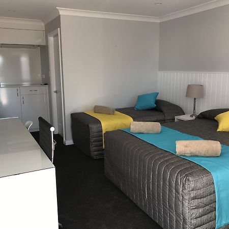 Oasis Motel Кобар Екстериор снимка